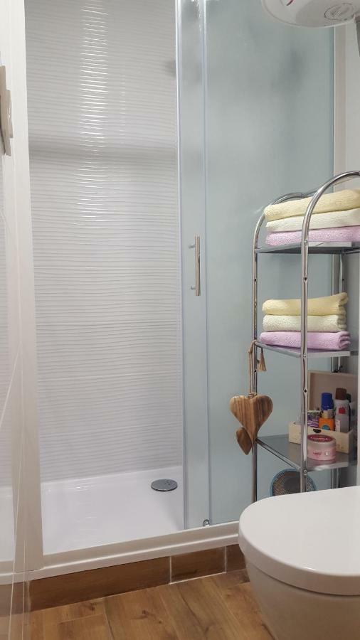 Double A Split Apartment Luaran gambar