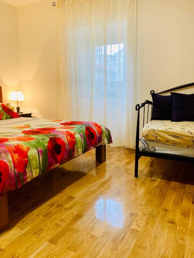 Double A Split Apartment Luaran gambar